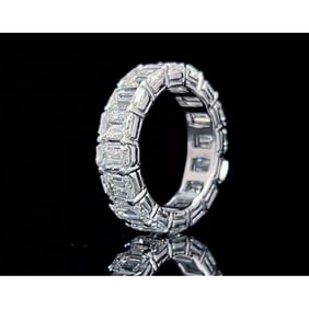 14kt White Gold 8.58 ct Emerald Cut Diamond Eternity Band