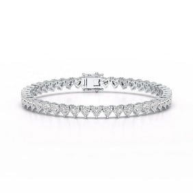 18kt White Gold 14.33ct. Heart cut Diamond Bracelet