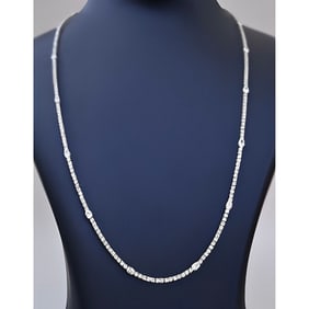 18kt White Gold 9.61ct. Round, Oval cut Diamond Necklace