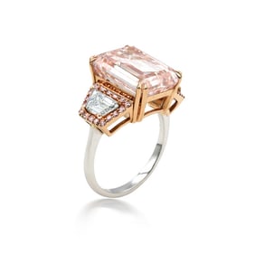 18kt White Gold 11.37ct. Emerald, Round cut Diamond Ring