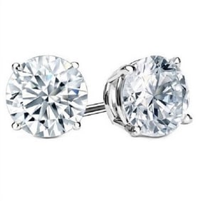 6.76 carat diamond pair, Round cut Diamonds IGI Graded