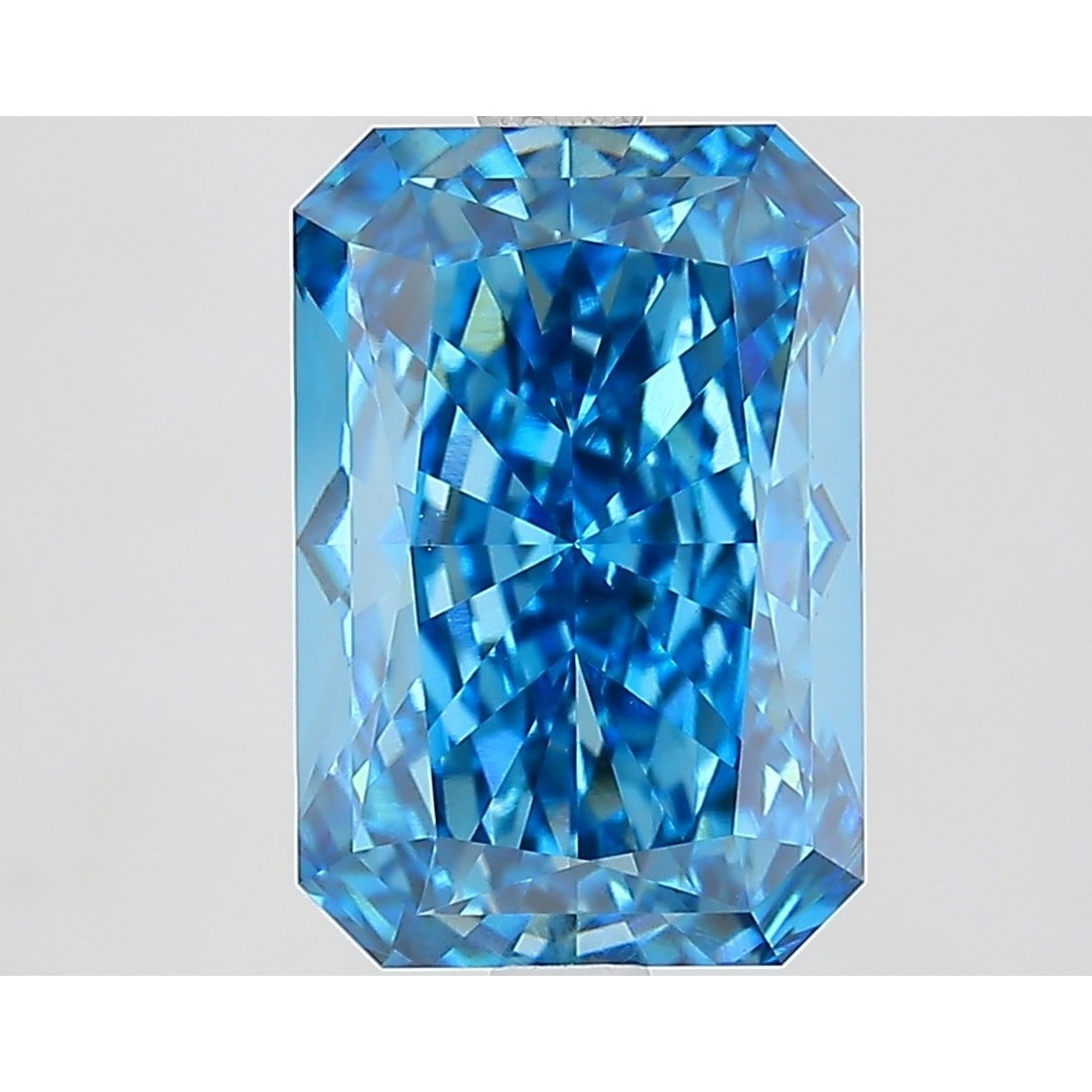 4.10 ct, Fancy Vivid Blue/VS1, Radiant cut IGI Graded Diamond (1 of 3)