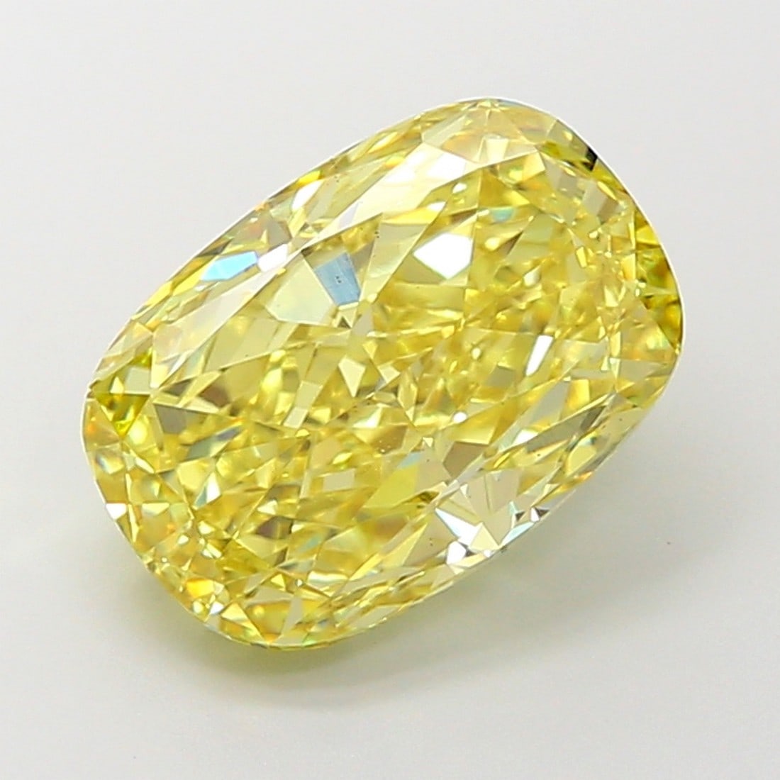 5.03 ct, Fancy Intense Yellow/VS1, Cushion cut IGI Graded Diamond (1 of 3)