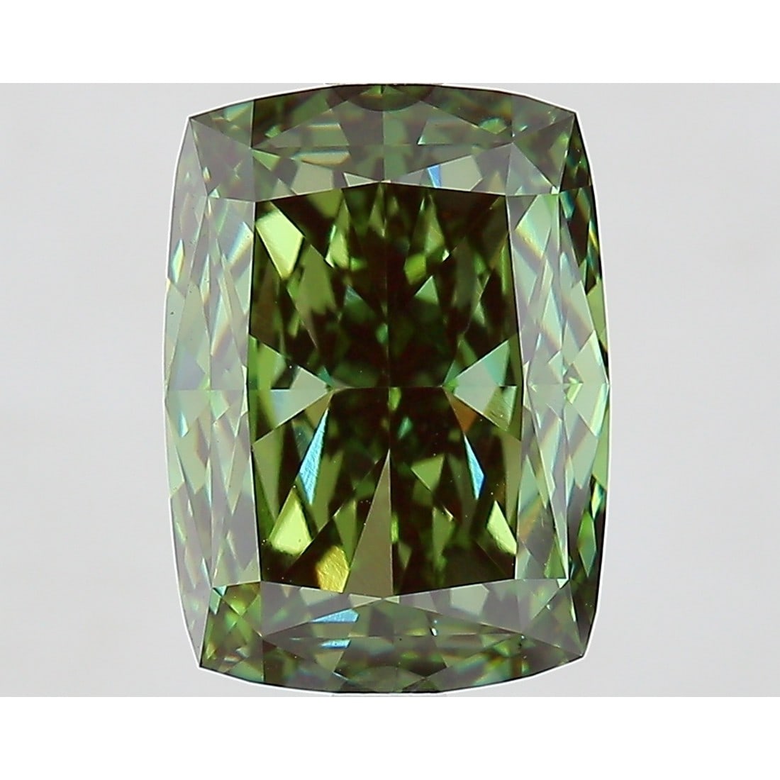 4.69 ct, Fancy Vivid Green/VVS2, Cushion cut IGI Graded Diamond: Click here to view HD 360 Spinning Image Click here to view Certificate Report IGI Gra