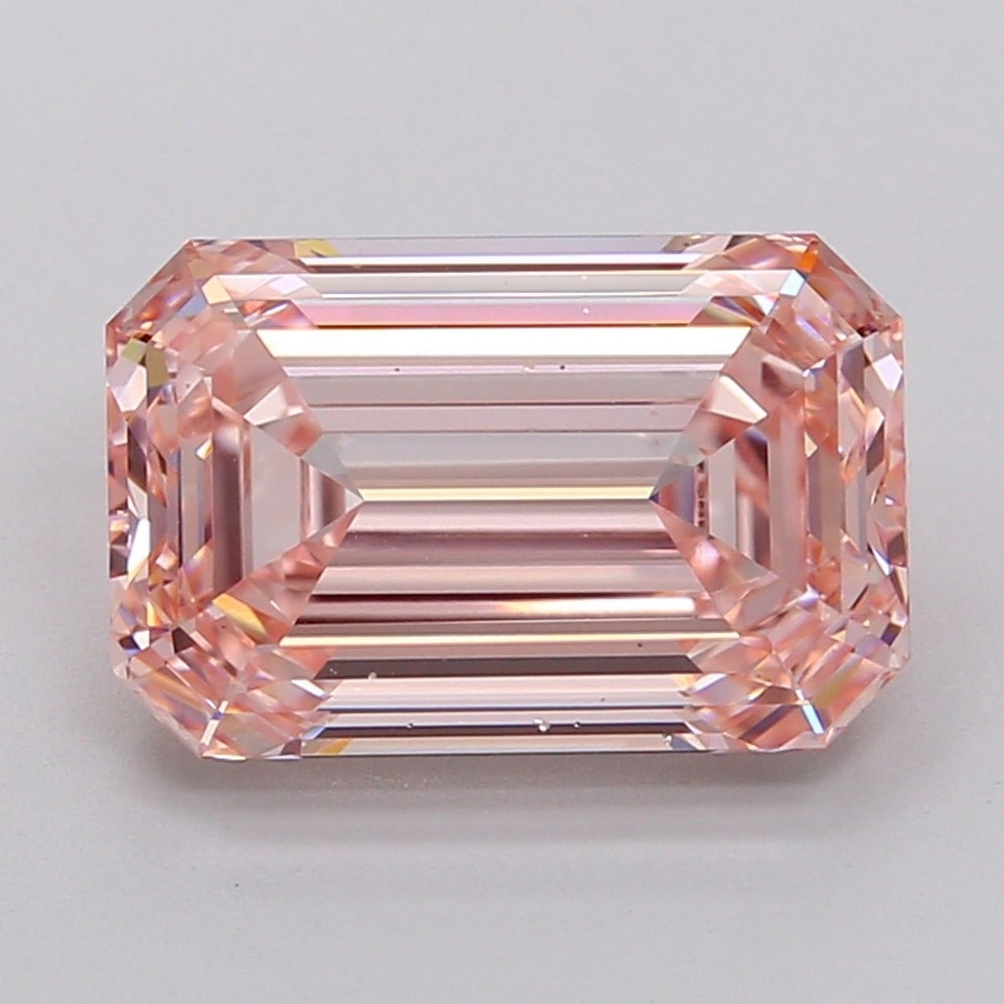 4.16 ct, Fancy Intense Pink/VVS2, Emerald cut IGI Graded Diamond: Click here to view HD 360 Spinning Image Click here to view Certificate Report IGI Graded