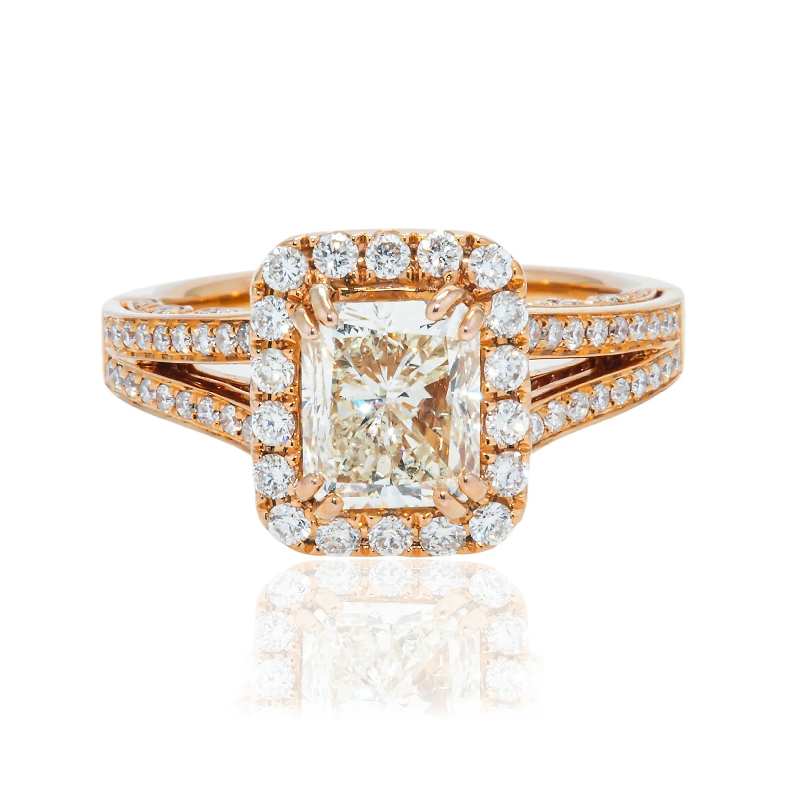 18 kt Yellow Gold 2.7tcw Fancy Light Yellow Radiant Cut Diamond Vintage Art Inspired Ring: Gold Type: 18 kt Yellow Gold Gold weight (gram): 6.5 Total Carat Weight of Lab Grown Diamonds (Approximate): 2.7 Total # of Lab Grown Diamonds: 92 Shape of Lab Grown Diamonds: Round Lab Grow