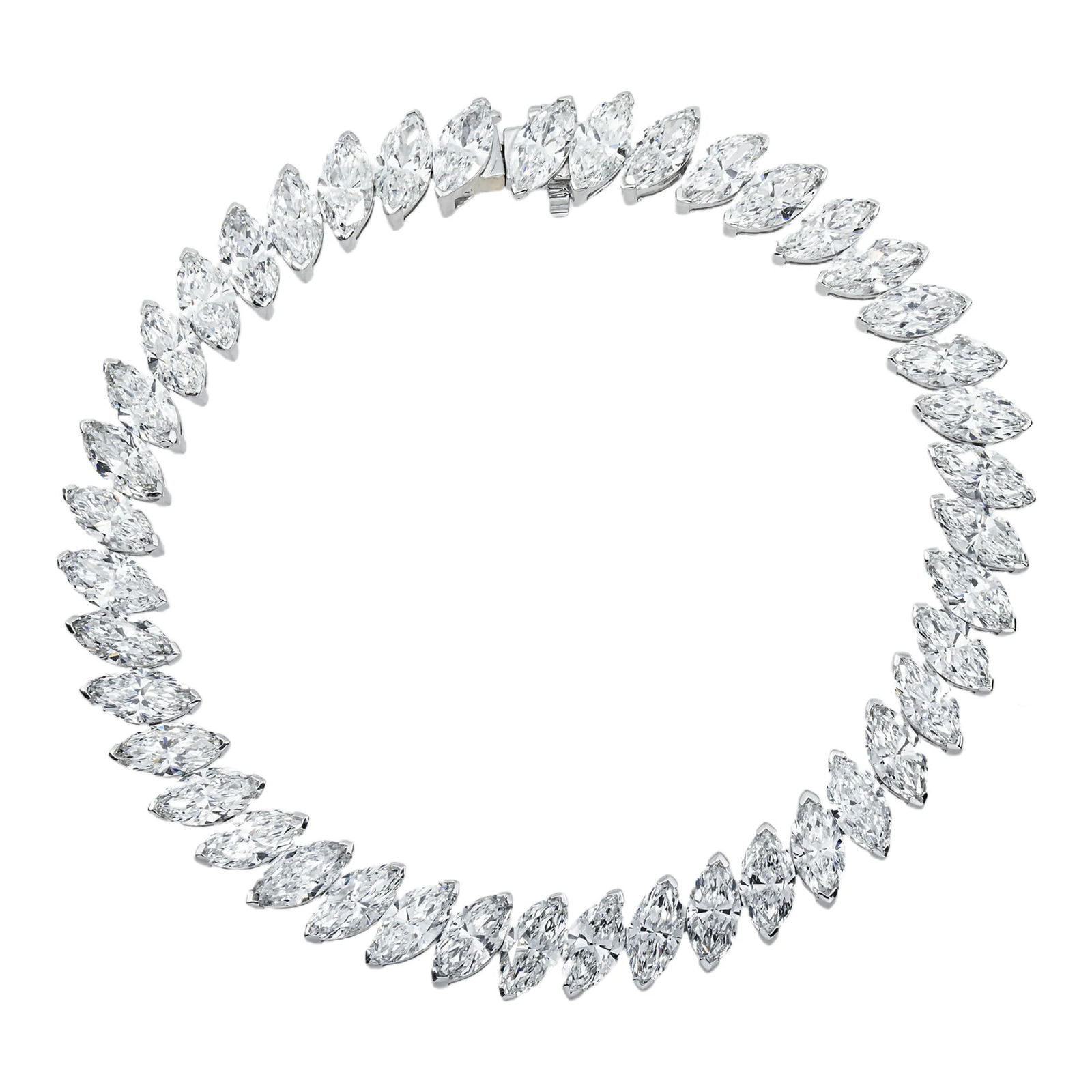 14kt White Gold 16.83tcw Marquise Diamond Tennis Bracelet: Gold Type: 14 kt White Gold Gold weight (gram): 18 Total Carat Weight of Lab Grown Diamonds (Approximate): 16.83 Total # of Lab Grown Diamonds: 43 Shape of Lab Grown Diamonds: Marquise Lab G