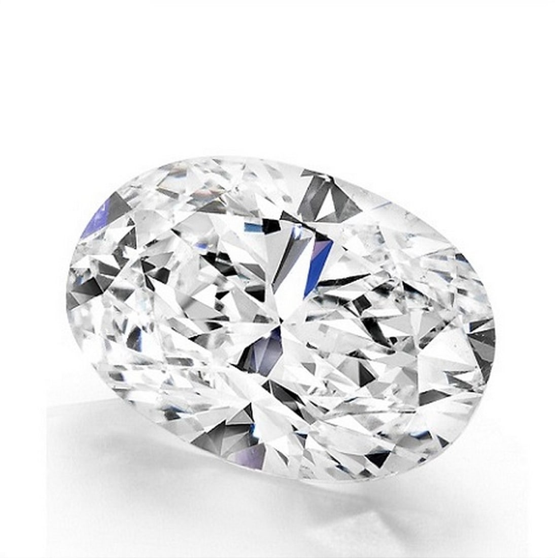 2.67 ct, E/IF, Oval cut IGI Graded Diamond (1 of 4)