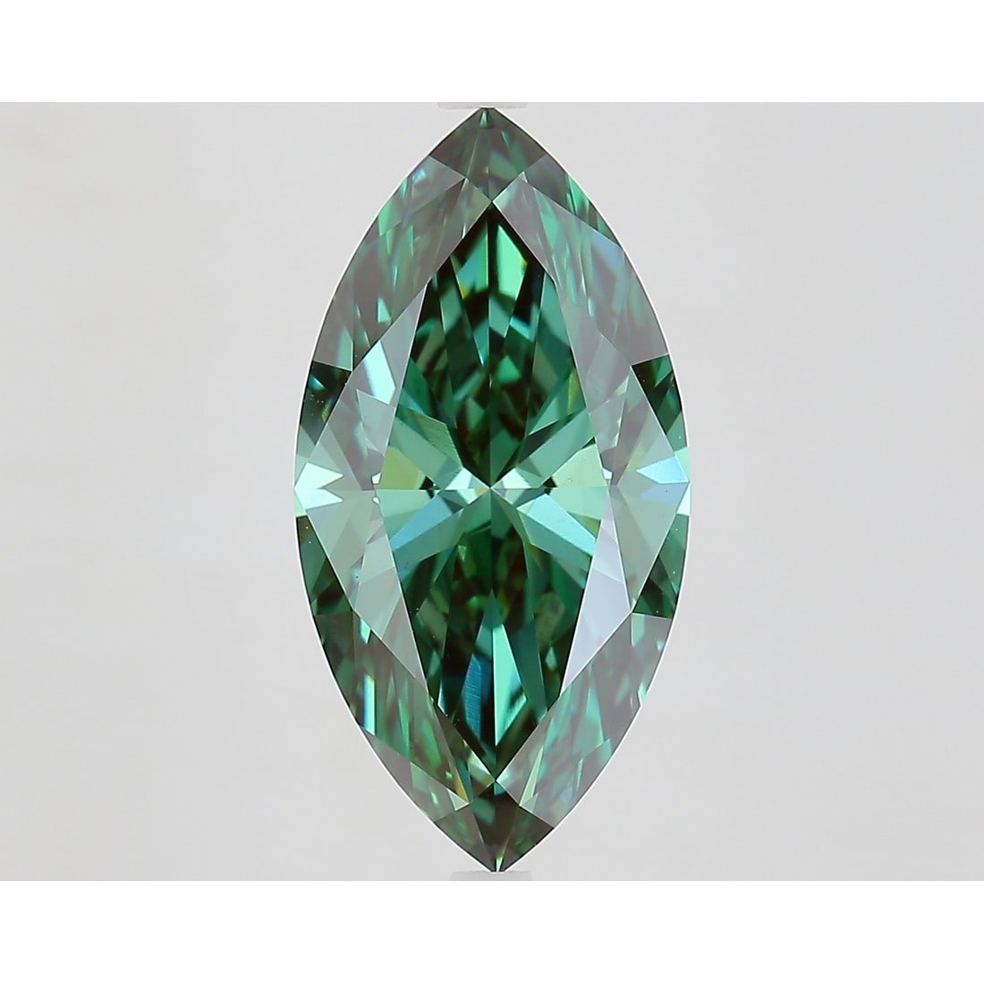 5.31 ct, Fancy Vivid Green/VS1, Marquise cut IGI Graded Diamond (1 of 4)