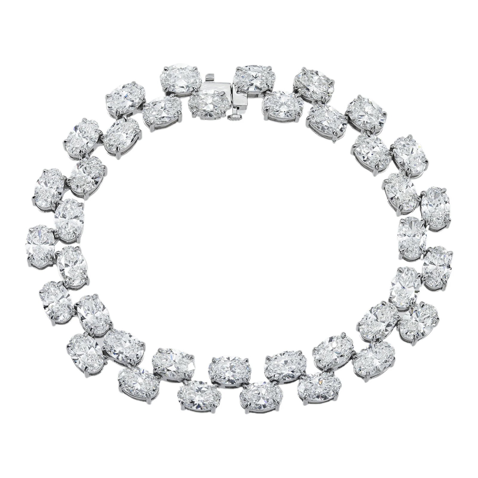 14kt White Gold 20.17tcw Oval Diamond Fancy Bracelet: Gold Type: 14 kt White Gold Gold weight (gram): 18 Total Carat Weight of Lab Grown Diamonds (Approximate): 20.17 Total # of Lab Grown Diamonds: 38 Shape of Lab Grown Diamonds: Oval Lab Grown