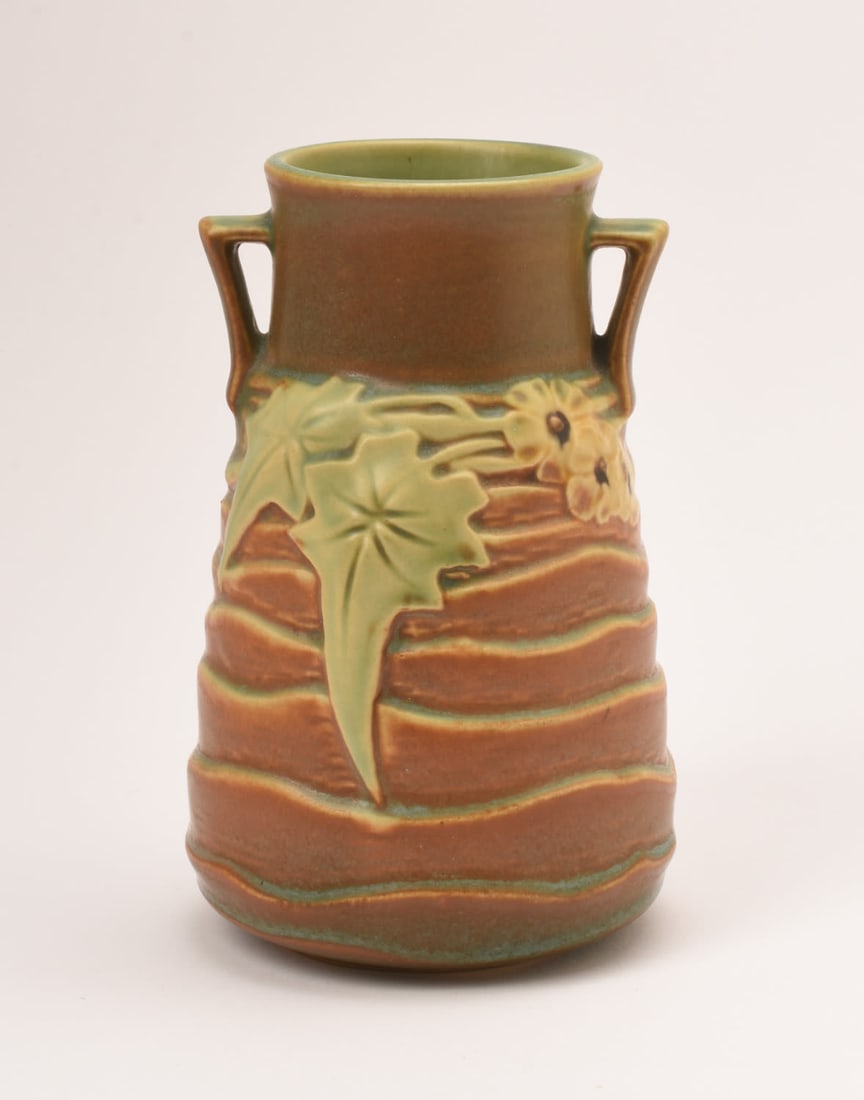 Roseville Pottery Brown Luffa Vase (1 of 3)