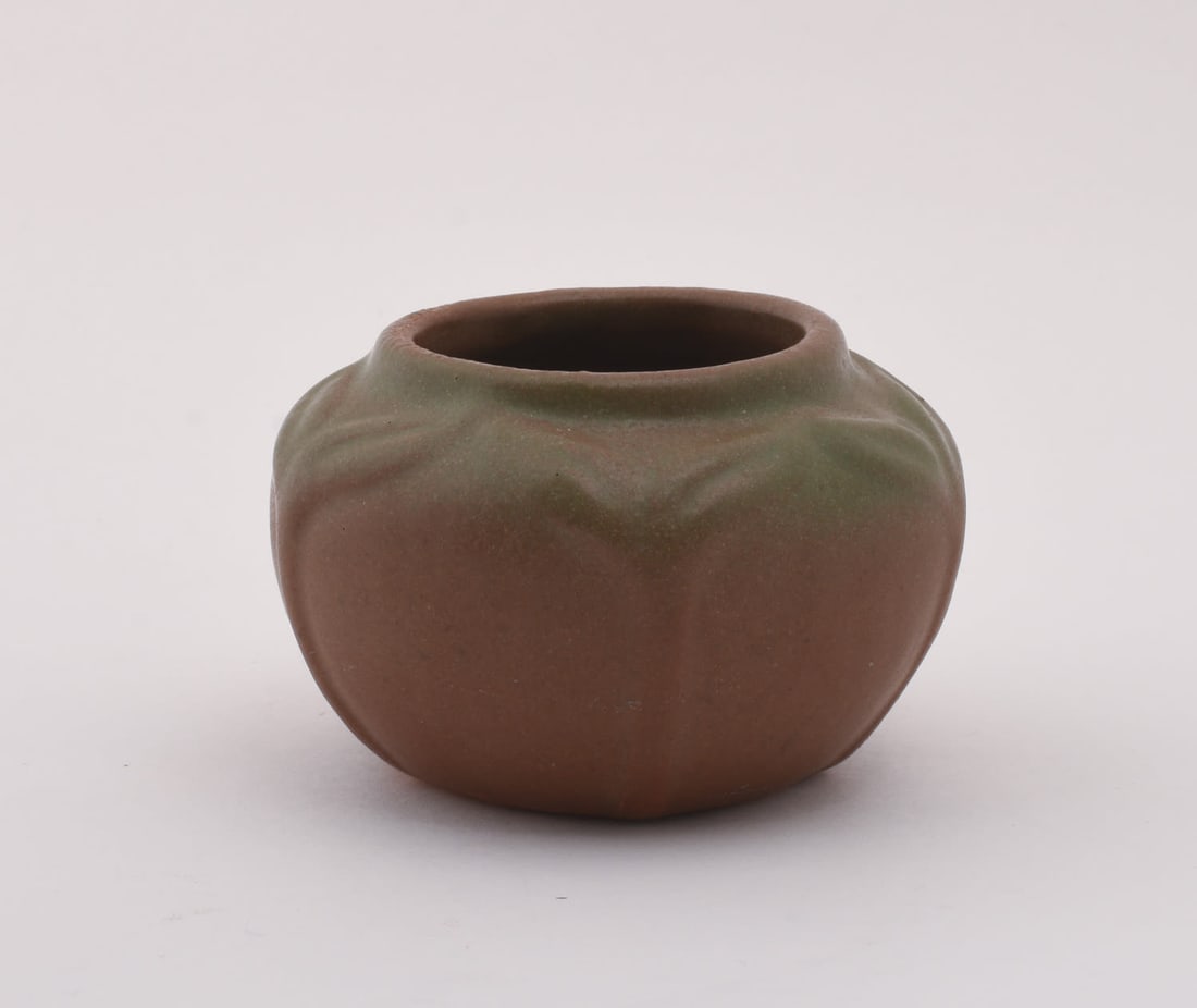 Van Briggle Bowl with Mountain Crag Brown Glaze. (1 of 4)