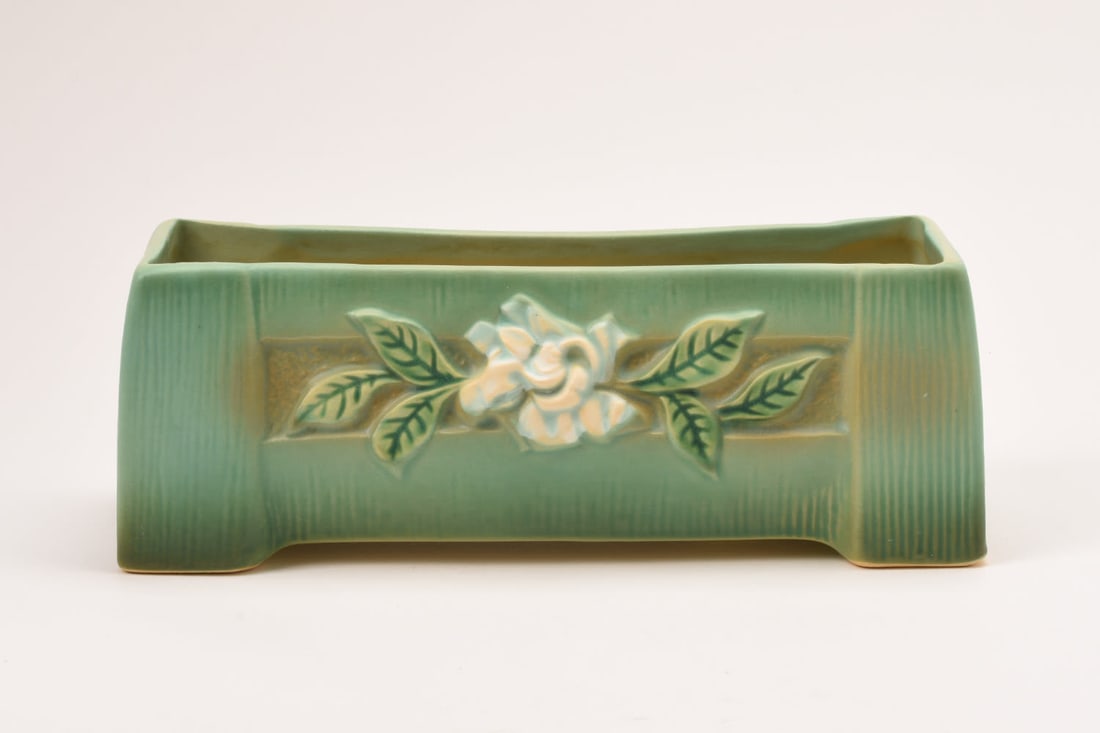 Roseville Pottery Green Gardenia Windowbox (1 of 4)