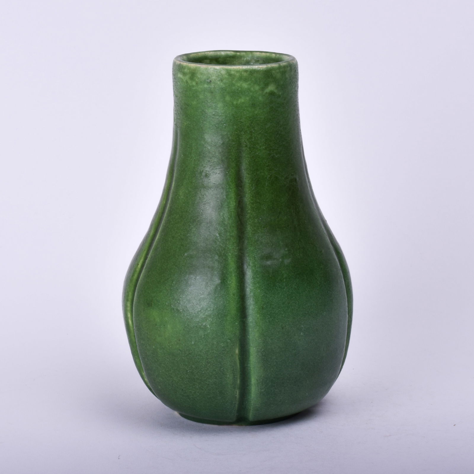 Grueby Pottery Vase (1 of 6)
