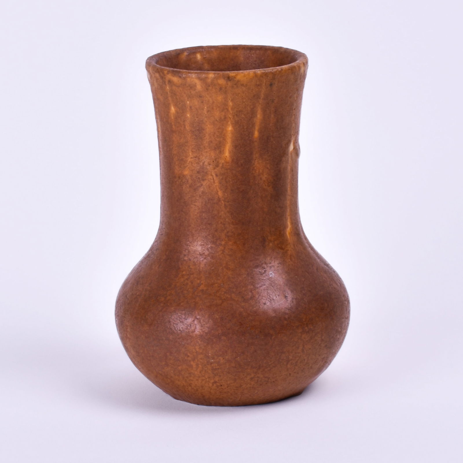 Grueby Pottery Vase (1 of 6)