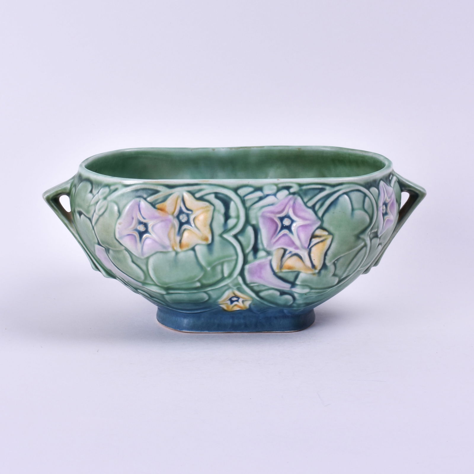 Roseville Pottery Green Morning Glory Console Bowl: 4 1/2 inches high, 10 3/4 inches wide, 7 inches deep, silver paper label, 271-8-6-4 1/2.