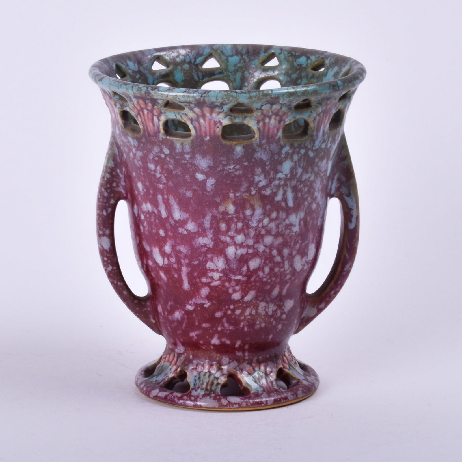 Roseville Pottery Red Ferella Vase (1 of 8)