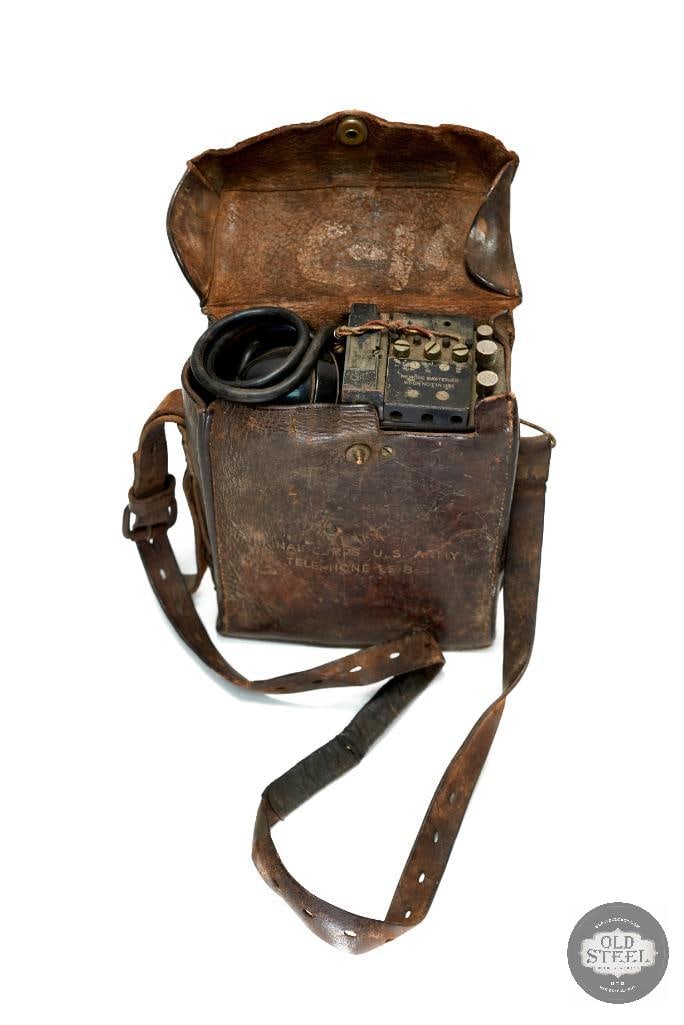 US Army Signal Corpse EE-8-B Telephone with Leather Case - WWII - Vietnam (1 of 4)