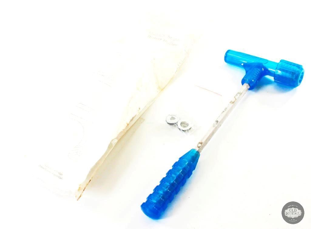 Midway Impact Bullet Puller (1 of 2)