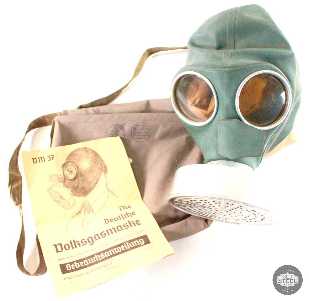 WWII German DM37 Volksgasmaske - Civilian Gasmask (1 of 13)