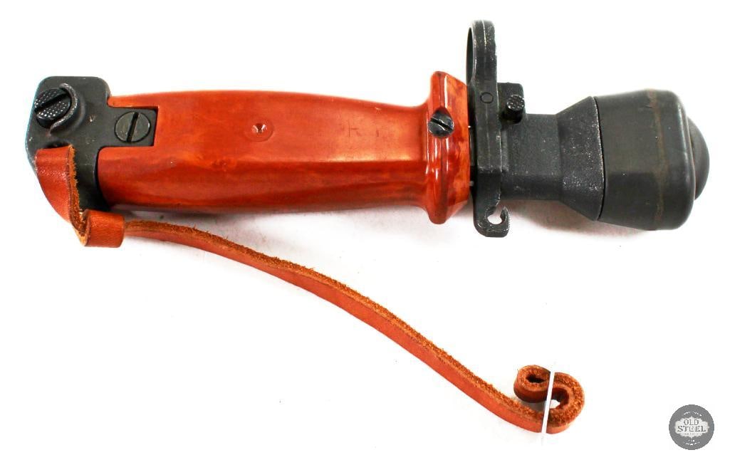 Wz85 Fencing Bayonet - Radom Mfg 1987 - Polish: A Polish Wz85 Fencing Bayonet made by Radom in 1987. A circled 11 arsenal mark is on the pommel. THIS ITEM IS AS PICTURED WITH NO FURTHER ATTACHMENTS.