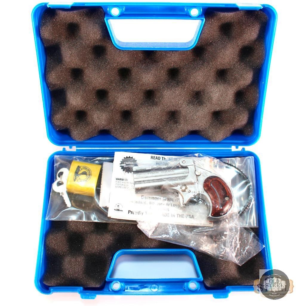 Cobra Firearms C32 Derringer in Original Hard Case - .32 ACP: Up for auction is this Cobra Firearms C32 Derringer chambered in .32 ACP. It comes in original hard pistol case with an owners manual and a cable lock. The finish has been well kept, and the controls 