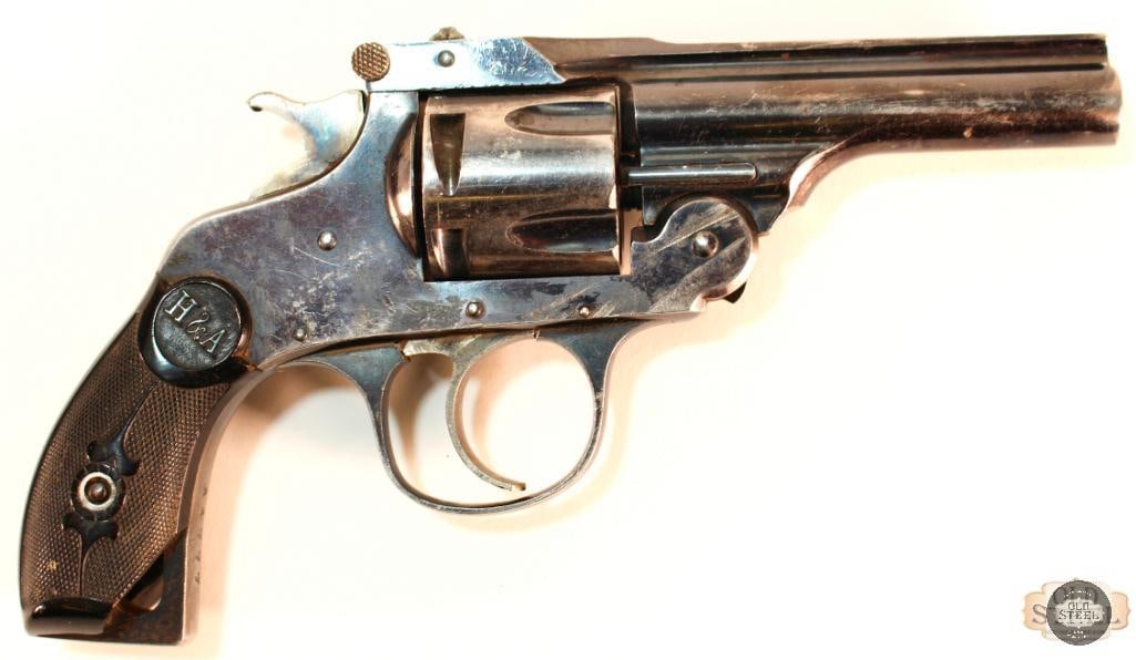 Forehand Arms Co. Top Break Revolver - .38 Smith & Wesson: Another top break revolver is offered here, this one being a Forehand Arms Co. chambered in .38 S&W. There is a small amount of radial and axial play when the action is in lockup. The action cycle