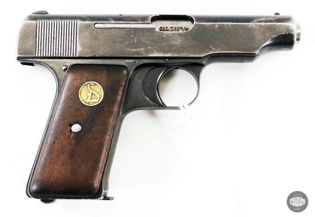 Erfurth Deutsche-Werke Ortiges Patent Pistol 7.65mm 32ACP C&R: Here we have a Deutsche-Werke Erfurt Ortgies patent pistol in 7.65mm or 32ACP. The bore shows on minor rounding of the rifling lands edges and is in good condition. Some minor surface wear of the meta