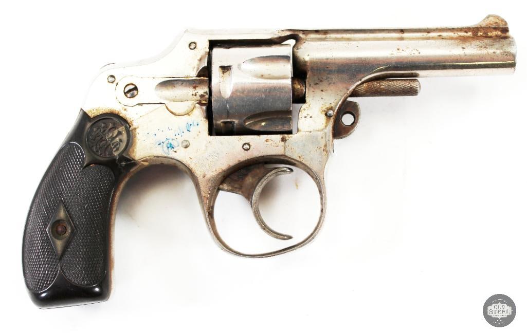 Spencer Safety Hammerless Double Action Revolver 32 Caliber Repair - Antique: Antique revolver, Spencer Safety Hammerless with a 32 caliber chambering 5 shot cylinder. The trigger return spring is broken or missing. Patina present. 