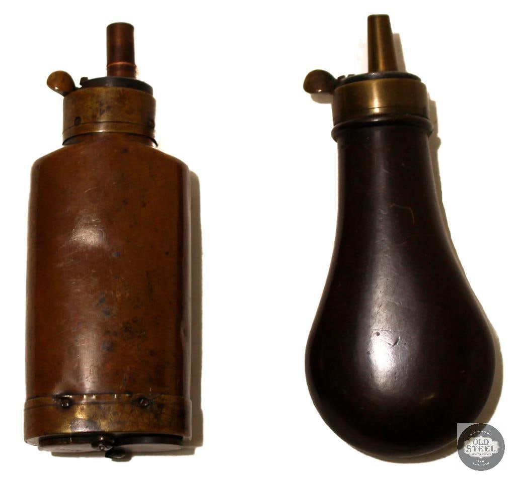 Lot of 2 Small Powder Flasks: Two small powder flasks. Measuring about 4.75 inches long. THIS ITEM IS AS PICTURED WITH NO FURTHER ATTACHMENTS. ALL SALES ARE FINAL. PLEASE REFER TO