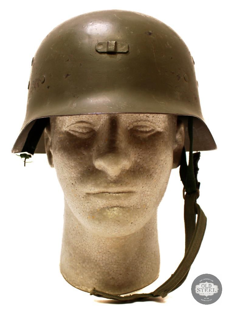 Spanish M42 Helmet WWII (1 of 5)