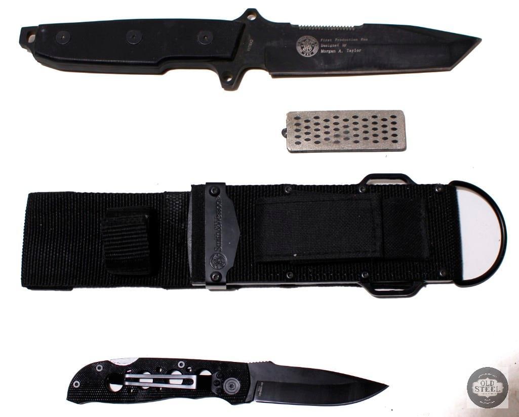 Lot of 2 Smith & Wesson Knives Extreme Ops Lock BAck and Homeland Security Fixed Blade (1 of 2)