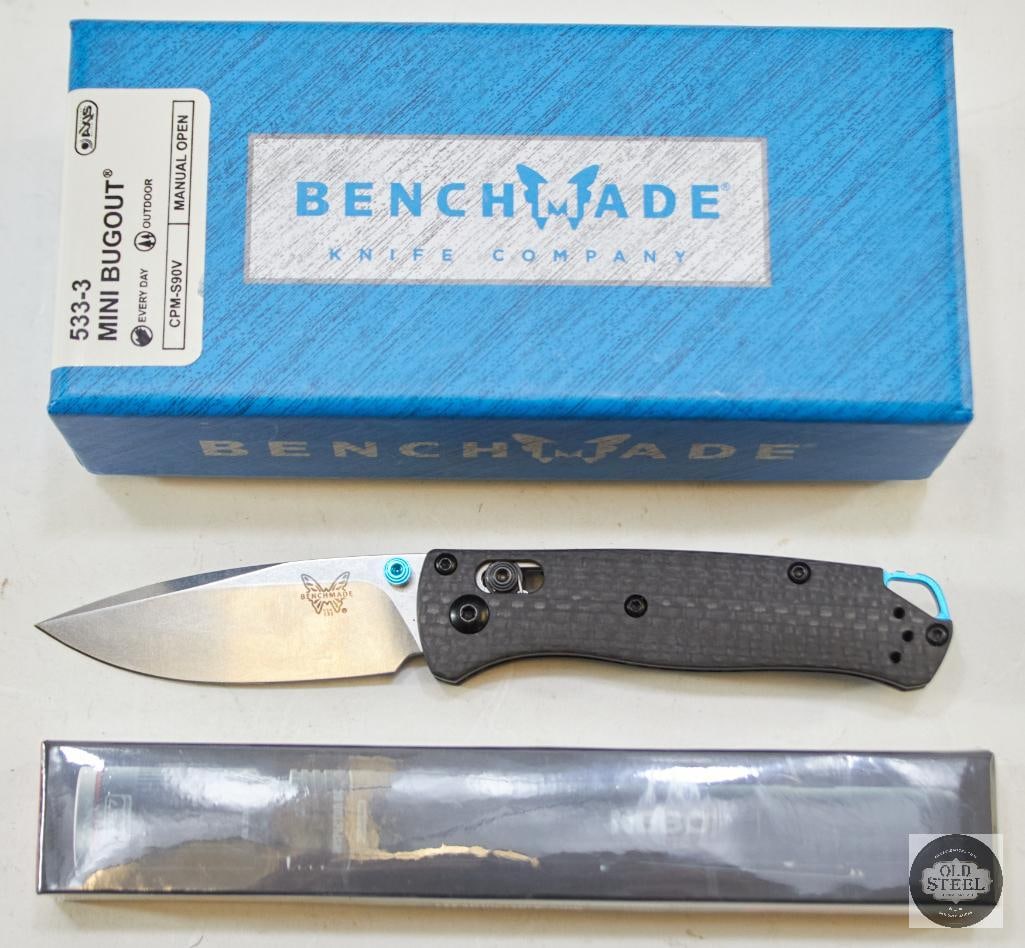 Benchmade 533-3 Mini Bugout Pocketknife and Nebo Inspector RC Light (1 of 4)