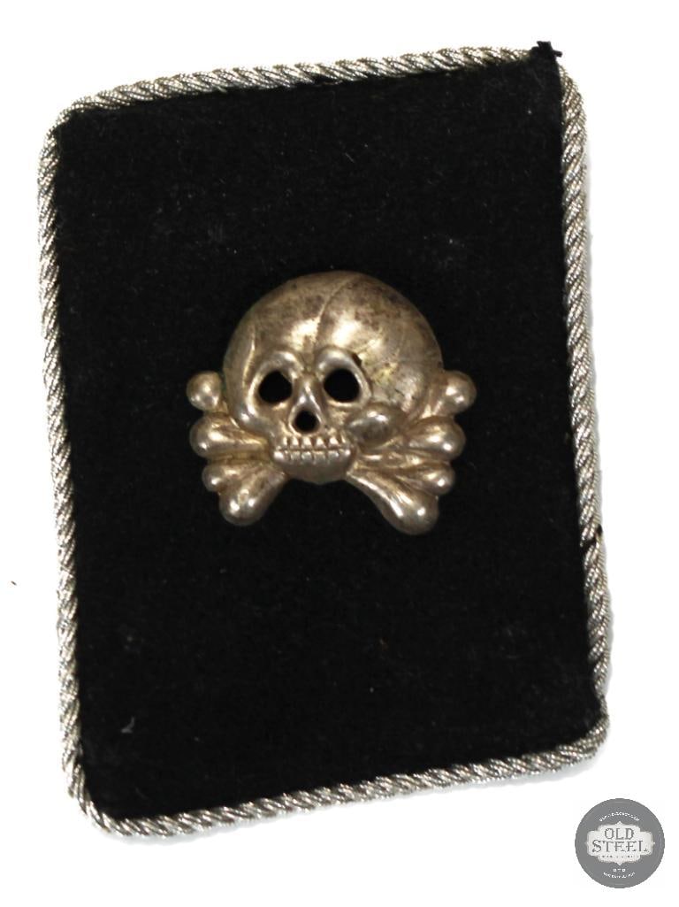 SS Totenkopf Collar Tab (1 of 3)