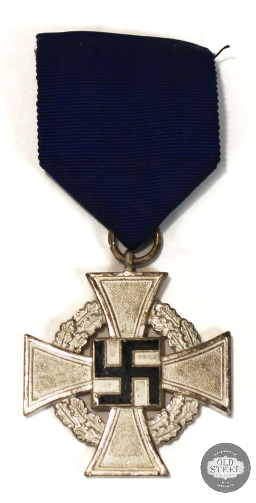 National Faithful Service Medal 3rd Class Medal (1 of 4)