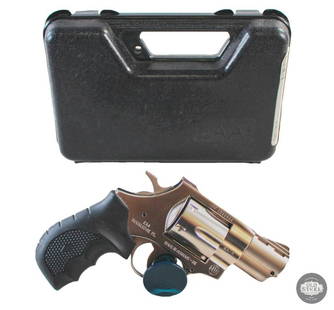 EEA Corp Windicator Revolver 38 SPL/357 MAG With Box: Great condition with some lioght surface wear showing on the cylinder. Action cycles smoothly! THIS ITEM IS AS PICTURED WITH NO FURTHER ATTACHMENTS. ALL SALES ARE FINAL. PLEASE REFER TO