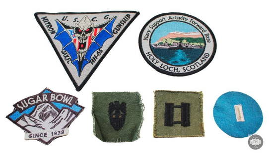 Assorted US Patches: Assorted US Patches &nbsp;  THIS ITEM IS AS PICTURED WITH NO FURTHER ATTACHMENTS. ALL SALES ARE FINAL. PLEASE REFER TO THE AUCTION DESCRIPTION, LOT #1&nbsp;DE