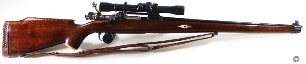 BRNO Vz.24 Sporter 8mm Mauser Weaver KV 2.75-5x Scope - FFL: Next up we have a BRNO Vz.24 sporterized rifle in 8mm Mauser. The scope is a Weaver KV with 2.75-5x magnification. The bore looks good with good rifling. The finish is in good condition and the mechan