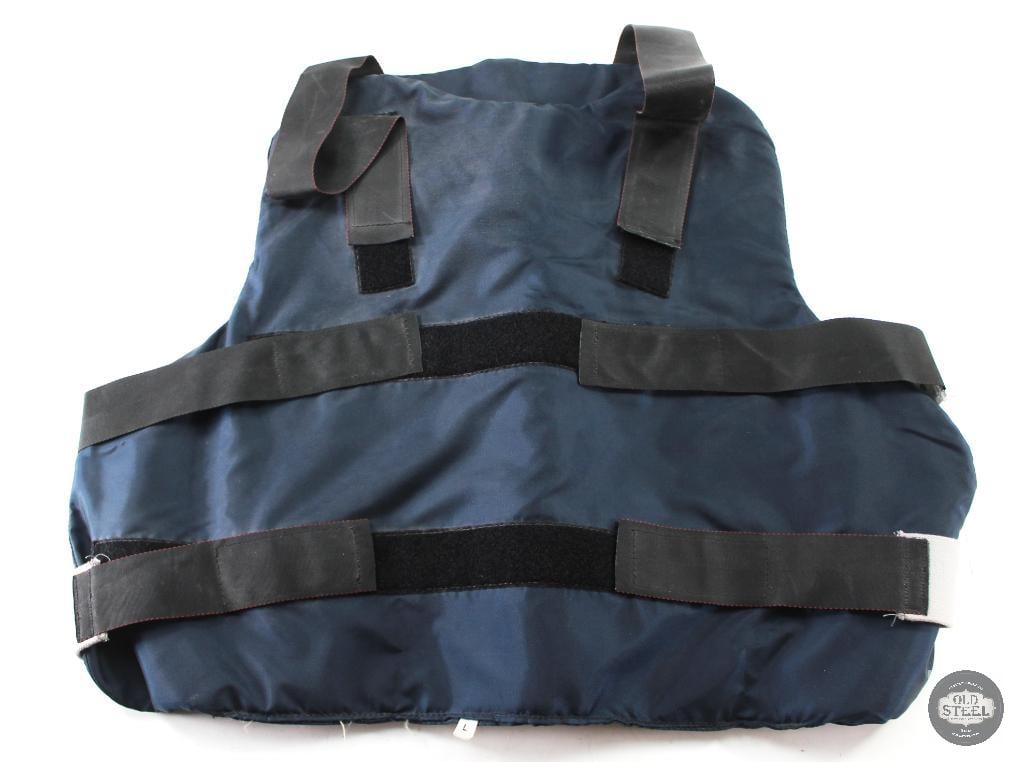 Armour of America Soft Armor Bulletproof Vest (1 of 2)