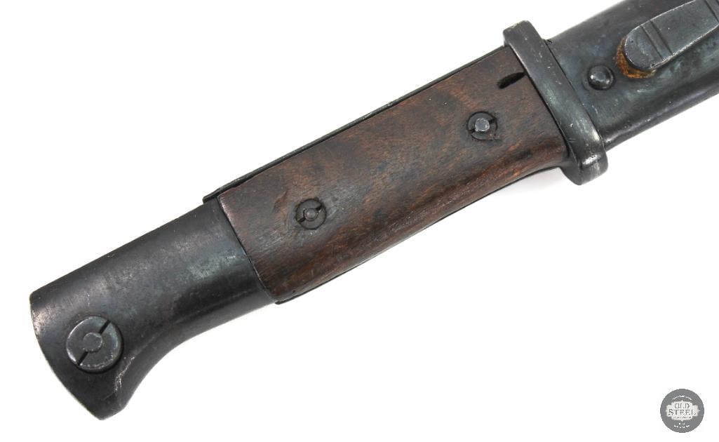 German M1884/98 Bayonet with Scabbard: German M1884/98 Bayonet with Scabbard THIS ITEM IS AS PICTURED WITH NO FURTHER ATTACHMENTS. ALL SALES ARE FINAL. PLEASE REFER TO THE AUCTION DESCRIPTION, L