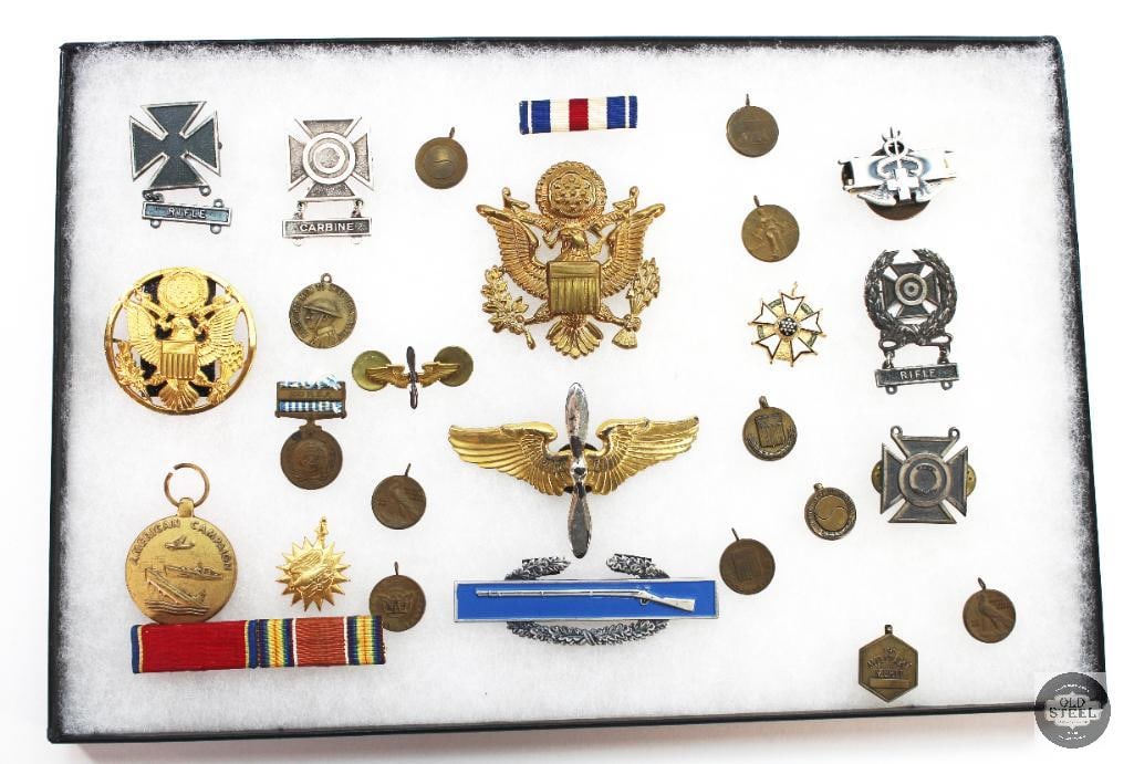 Lot of Various US Army Badges and Awards (1 of 1)