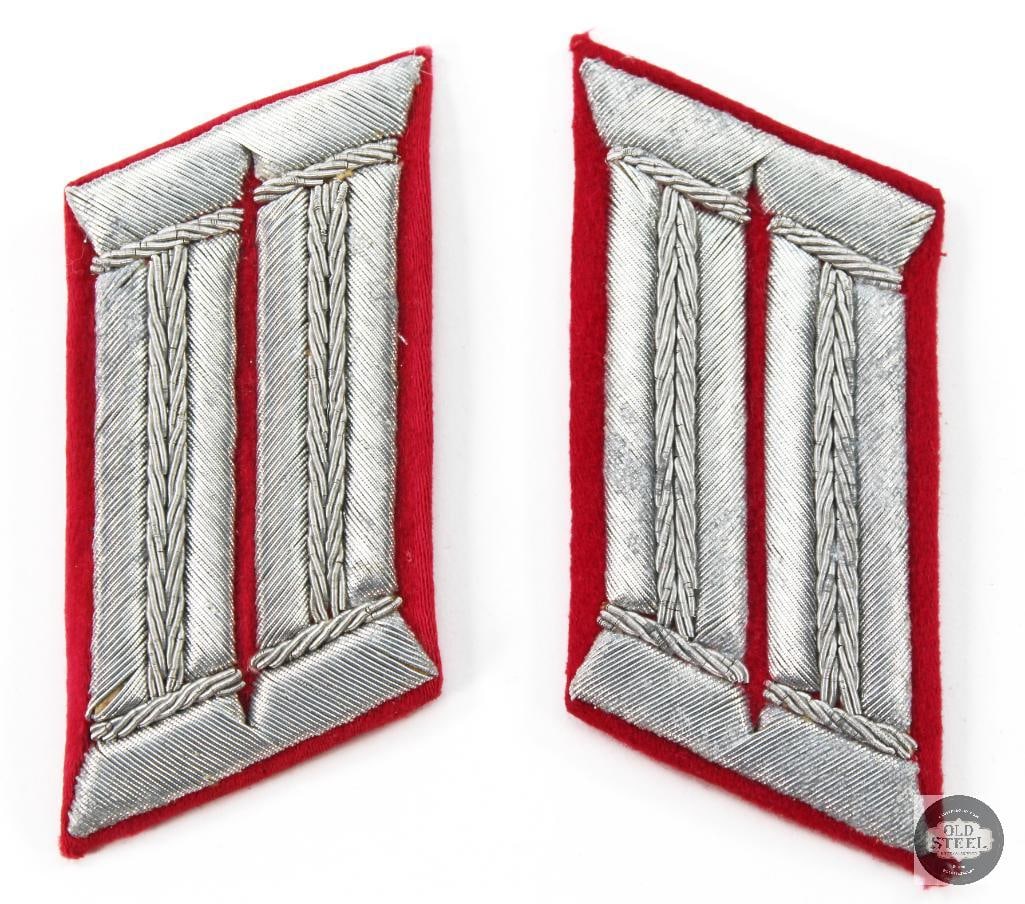 Original WWII German Artillery EM/NCO Collar Tabs: Original WWII German Artillery EM/NCO Collar Tabs THIS ITEM IS AS PICTURED WITH NO FURTHER ATTACHMENTS. ALL SALES ARE FINAL. PLEASE REFER TO THE AUCTI