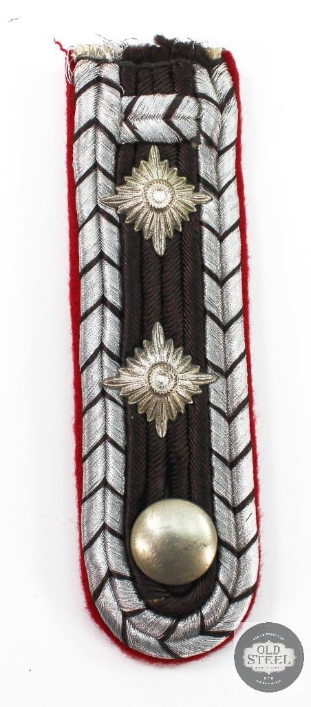 Original German Fire Police Shoulder Board WWII: Original German Fire Police Shoulder Board WWII THIS ITEM IS AS PICTURED WITH NO FURTHER ATTACHMENTS. ALL SALES ARE FINAL. PLEASE REFER TO THE AUCTION