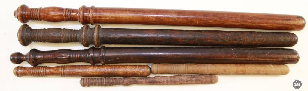 Vintage Police Batons/Billy Clubs: 6 vintage billy clubs. THIS ITEM IS AS PICTURED WITH NO FURTHER ATTACHMENTS. ALL SALES ARE FINAL. PLEASE REFER TO THE AUCTION DESCRIPTION, LOT #1 