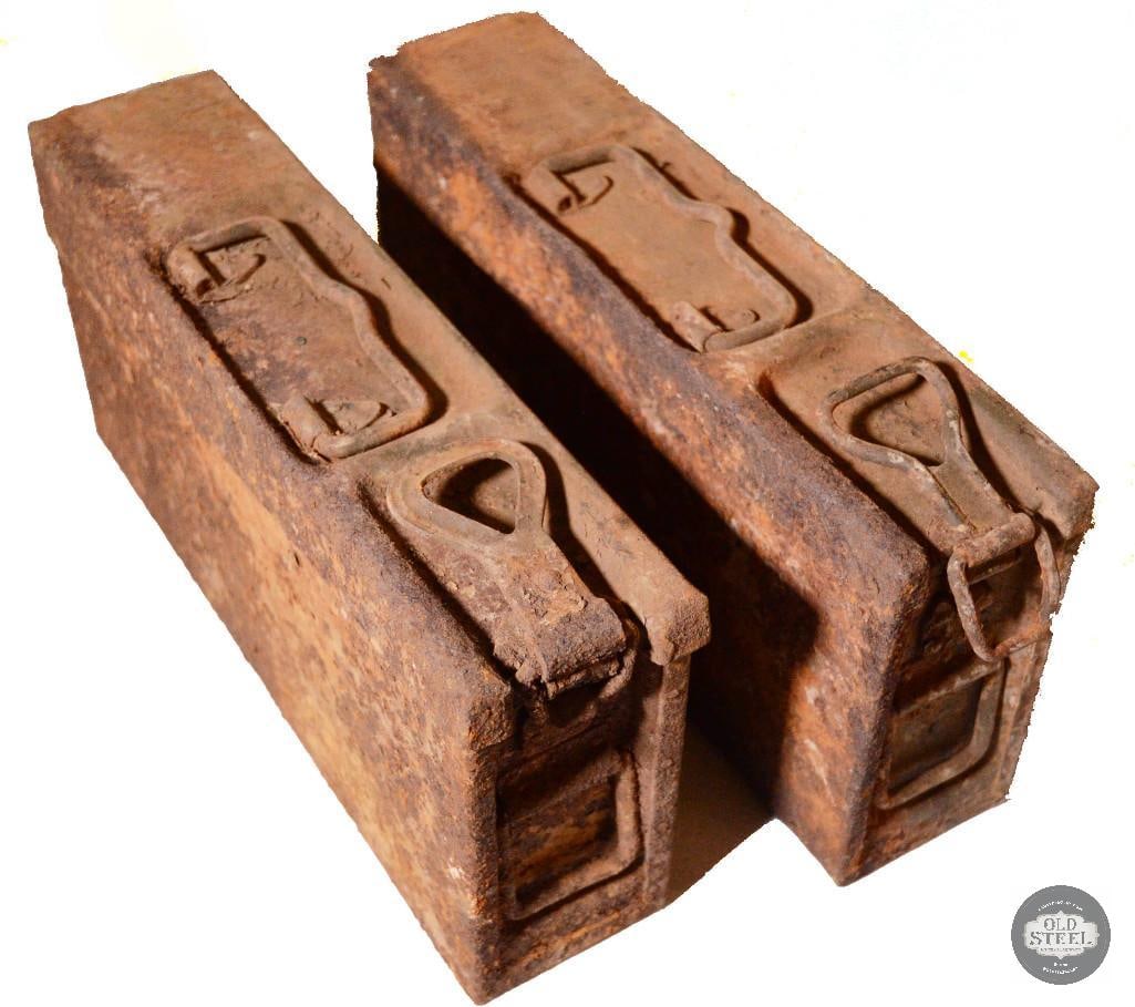 Two Original WW2 Era German MG34 Ammunition Cans: Two Original WW2 Era German MG34 Ammunition Cans THIS ITEM IS AS PICTURED WITH NO FURTHER ATTACHMENTS. ALL SALES ARE FINAL. PLEASE REFER TO THE AUCTION DES