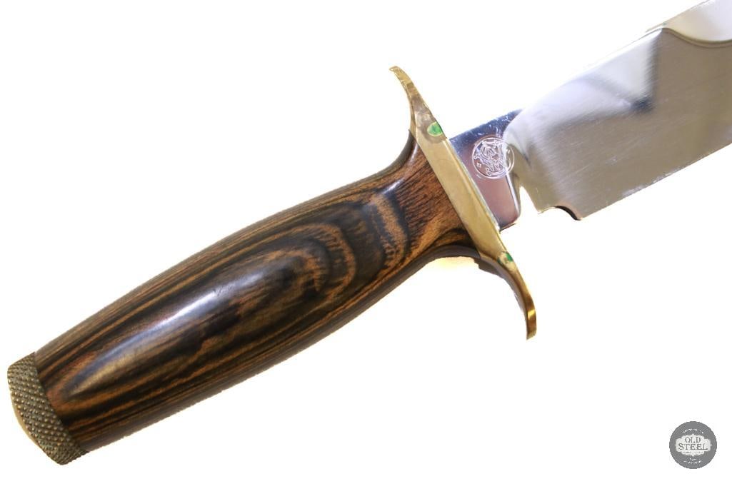 Smith & Wesson Model 6030 Survival Knife with Original Box (1 of 11)