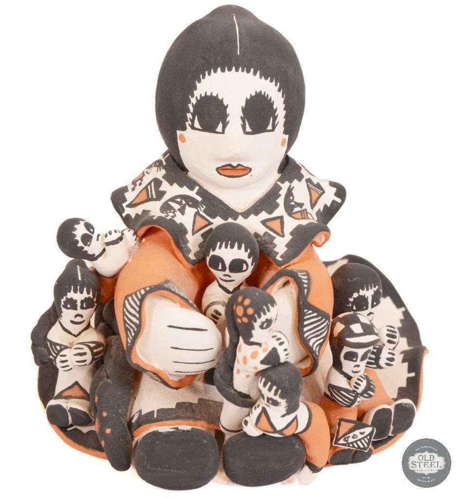 Authentic Indian Acoma Pueblo Storyteller Figurine - Darlene Lee Vallo Signed (1 of 1)