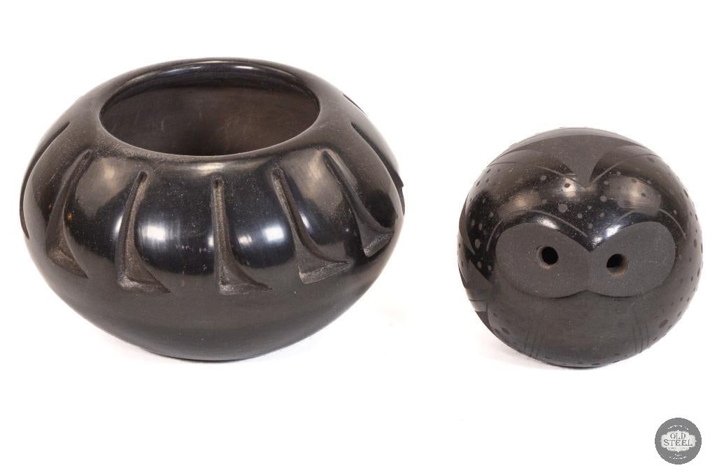 Authentic Santa Clara Pueblo Blackware Pottery (1 of 3)