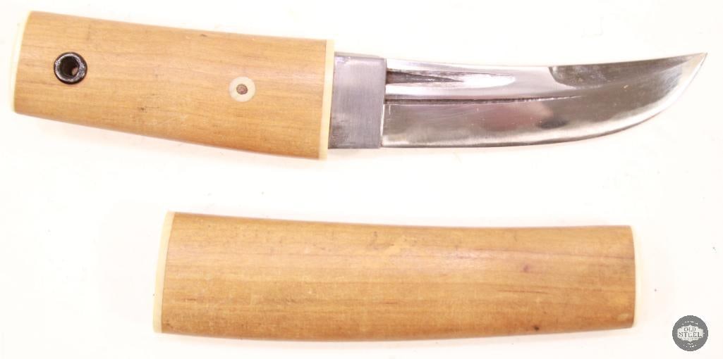 Small Tanto Style Knife (1 of 2)