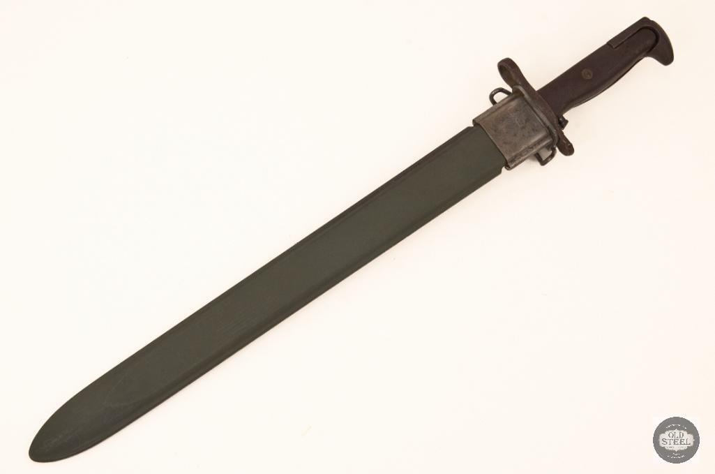 USN MK1 Bayonet with Scabbard (1 of 5)